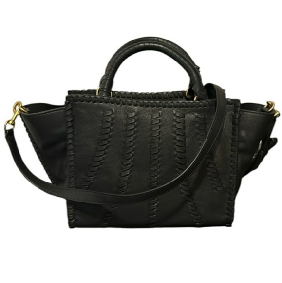 Vince Camuto Handbags - Vince Camuto Black Leather Crossbody